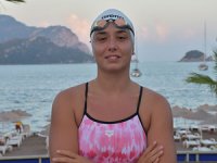 Manş Denizi'ni üçüncü ve en hızlı geçen maraton yüzücüsü Bengisu, Catalina Kanalı için hazır