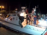 Yunanistan tarafından geri itilen 22 düzensiz göçmen kurtarıldı