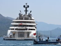 Şeyh Mansur’un lüks mega yatı ‘Blue’ Marmaris’te