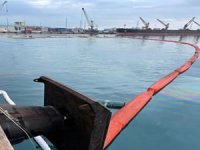 İskenderun Limanı'nda batan gemideki yağ ve yakıt sızıntısı kontrol altına alındı