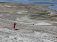 Kuraklık ve aşırı buharlaşmanın etkisiyle Van Gölü'ndeki çekilme sürüyor