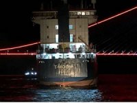 İstanbul Boğazı’nda makina arızası yapan gemi kurtarıldı