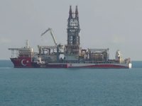 Abdülhamid Han gemisi Taşucu açıklarına demirledi