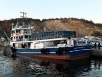 İğneada açıklarında patlama nedeniyle hasar gören balıkçı gemisi onarılıyor