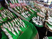 Tezgahlarda somon kıtlığı