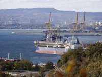 Rusya'nın deniz yoluyla ham petrol ihracatı yüzde 9 geriledi