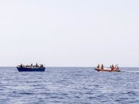 İtalya'ya yılbaşından beri deniz yoluyla gelen düzensiz göçmen sayısı 20 bini geçti