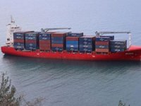 Kastamonu'da karaya oturan yük gemisindeki mürettebat tahliye edildi