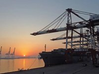 Çin'in Tianjin Limanı'ndan Avrupa'ya yeni konteyner nakliye hattı açıldı