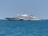 Meksikalı iş insanına ait "Lady Moura" adlı lüks yat, Antalya açıklarına demirledi