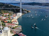 İstanbul Boğazı'nda gemi trafiği çift yönlü askıya alındı