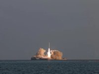 Çin CERES-1 roketiyle denizden 4 uydu fırlattı