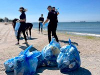 Daha temiz bir dünya için Cleanstep etkinliği ile 3 yılda 35 bin metrekare sahili temizlediler