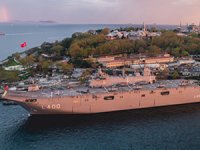 TCG Anadolu, Sarayburnu'nda ziyarete açılıyor