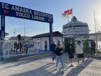 "Astoria Grande" kruvaziyeri Amasra'da demirledi