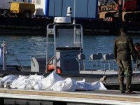 Tunus açıklarında 1'i bebek, 7 düzensiz göçmenin cesedi bulundu