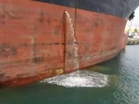 Denizi kirleten 35 gemiye yaklaşık 94 milyon lira para cezası uygulandı