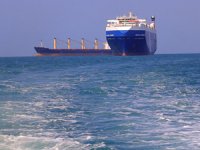 Husiler: ABD'nin savaş gemilerini hedef alacağız