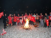 Vatandaşlar 2024'ü denize girerek karşıladı