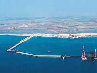 Çandarlı Limanı, denizüstü RES'lerin üretim merkezi oluyor