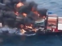Kızıldeniz'de ABD gemisine füzeli saldırı
