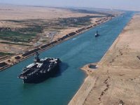 Mısır, Süveyş Kanalı’ndan geçişlere zam yaptı