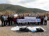 Bodrum'da halk plajında temizlik yapıldı