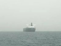 İngiltere, patlama sesi duyulan bir gemiye destek sağladı