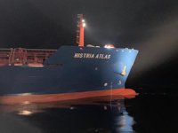 Çanakkale Boğazı'nda makine arızası yapan tanker kurtarıldı