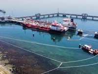 Tankerden denize tonlarca mazot sızdı!