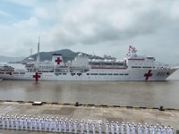 Çin'in hastane gemisi yola çıktı