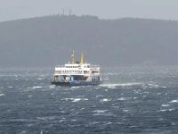 Ege'de deniz ulaşımını fırtına vurdu