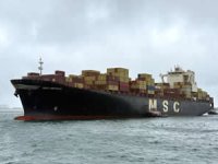 MSC’nin konteyner gemisi Kızıldeniz’de karaya oturdu