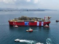 İlk yüzer doğalgaz üretim gemiimiz Osman Gazi Boğaz’da