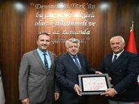 Ergenç: Mavi Vatan ve Mavi Ekonomi’yi dünyaya kabullendiriyoruz