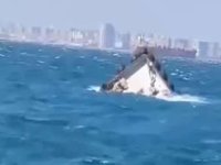 Fırtına Yenikapı açıklarında acente botunu batırdı