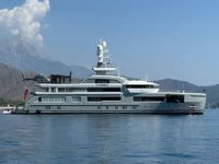 Rus milyarderin 250 milyon dolarlık mega yatı Kemer'de