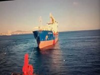 İstanbul Boğazı’nda arızalanan gemi emniyete alındı