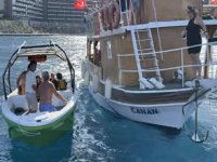 Marmaris'te jet ski ve tur teknesi çarpıştı: 2 yaralı