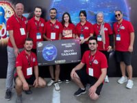 ALKÜ’lü gençler Kılıç & Arslan ile en yi tasarınm ödülünü aldı