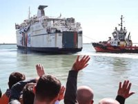 "İyilik Gemisi" Mersin Limanı'ndan uğurlandı