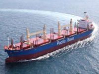 Pacific Basin Shipping filosunu Singapur’a taşıyor