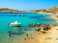 Herkesin vizesiz girebildiği ada cenneti