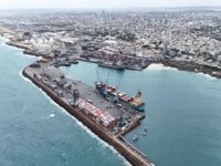 Somali'de Mogadişu Limanı 24 saat hizmet verecek