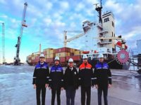 Eren Limanının yeni rıhtımına ilk gemi yanaştı