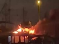 Balıkçı barınağına yıldırım düştü, 3 tekne küle döndü