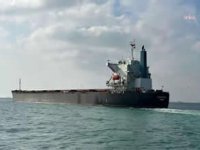 Ahırkapı’da karaya oturan gemiyi KEGM kurtardı