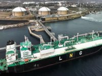 Rusya'nın  ilk yerli yapım LNG tankeri teslim edildi