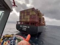 Çanakkale Boğazı’nda konteyner gemisi makine arızası yaptı