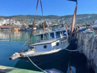 Fırtına yurdu esir aldı: Güllük’te tekne battı